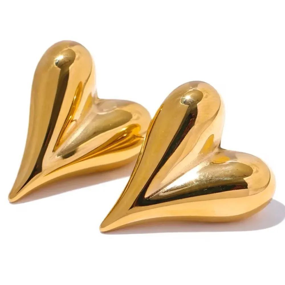 Heart stud Earrings N1515